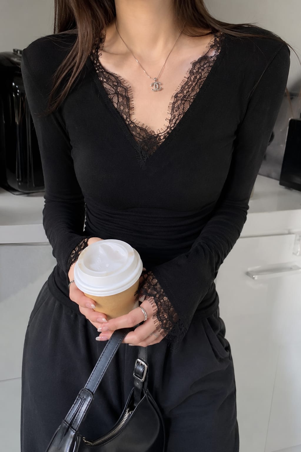 Women’s Ribbed Lace V-Neck Full Sleeve Top